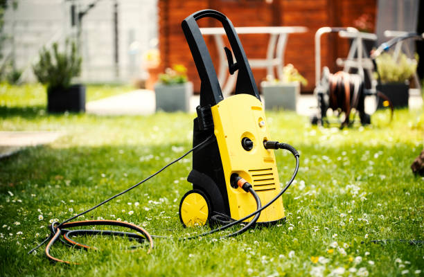 Best Playground Equipment Cleaning  in Gonzalez, FL